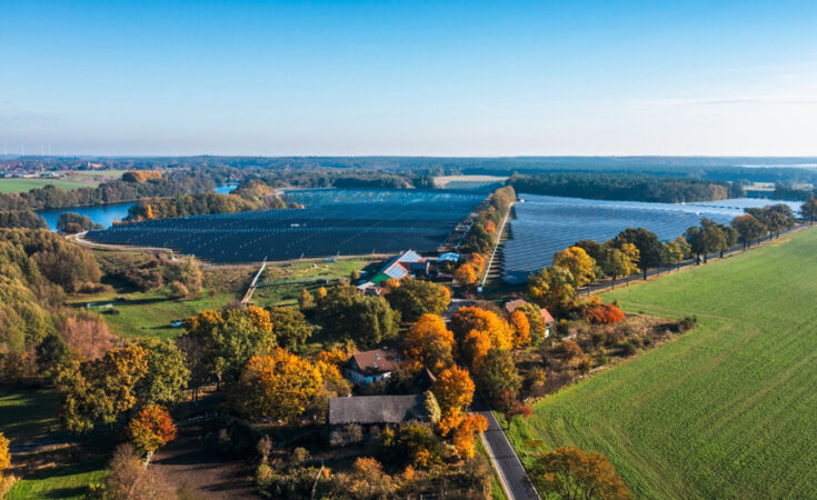 Foto: Solarpark Georgenthal/Jörg Weusthoff