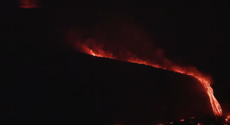 Ätna, Vulkanausbruch, Sizilien, Catania, Lavafontäne, Vulkanasche, Flugverkehr, Flughafen Catania
